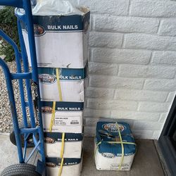 Clavos Roof O Sácate 