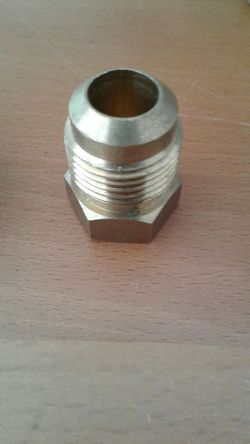 Brass fitting three quarters stop