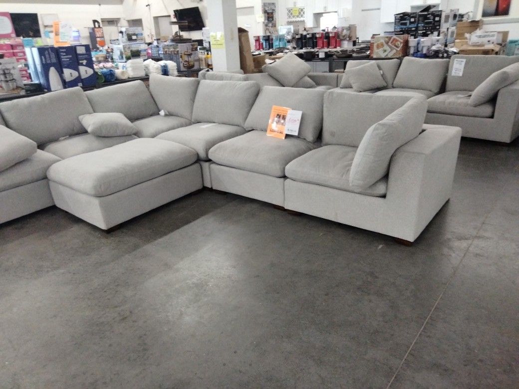 Thomasville Lowell 8 Piece Fabric Modular Sectional for Sale in