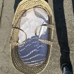 Wicker Bassinet 