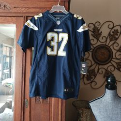 ❤️Bnwt NIKE Jersey