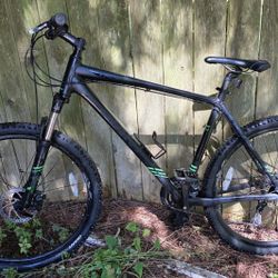 Giant Talon 5 bicycle