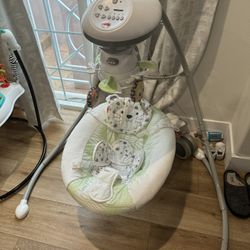 Baby swing 