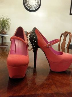 Heels size 7.5