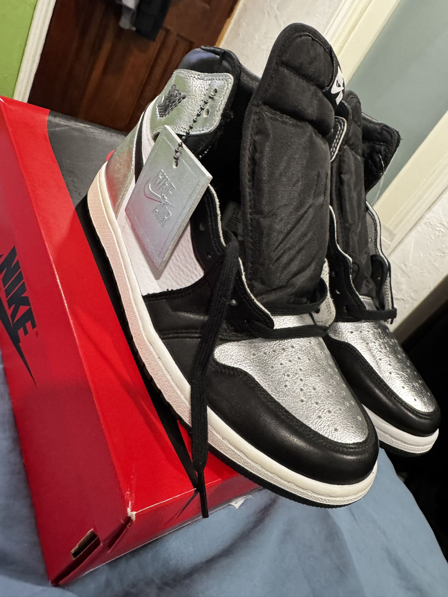 Jordan 1 High Top Silver 