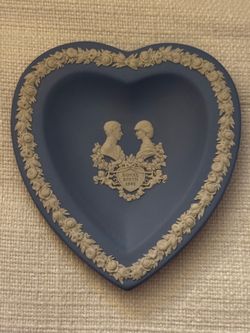 Wedgwood blue Jasperware heart shaped trinket tray