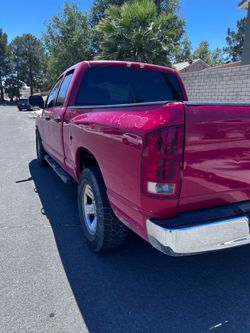 2005 Dodge Ram 1500 HEMI 4 Door