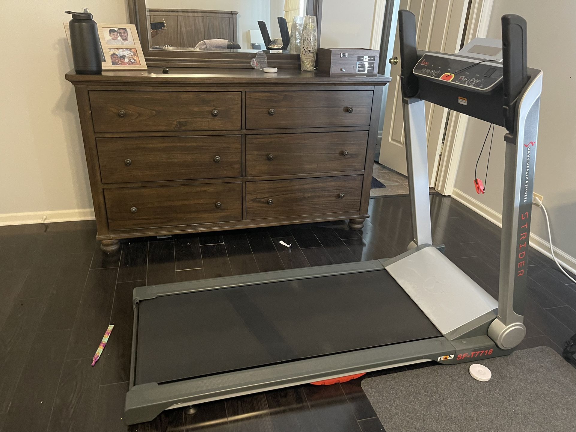 Treadmill Slim & Portable