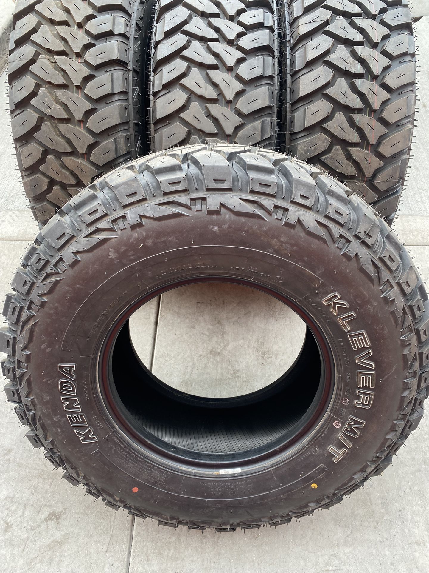 Tires M/T
