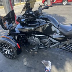 2021 Can Am Spyder