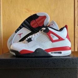 Air Jordan 4 Retro Red Cement DH6927-161 Size 11.5 Brand New
