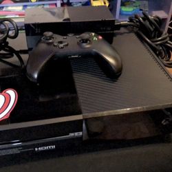 Xbox One And One Controller 