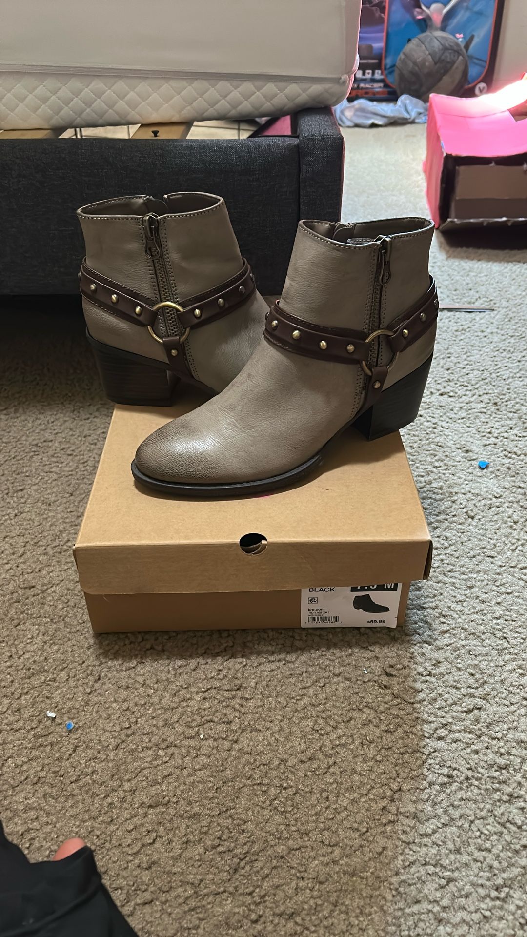size 7.5 womens leather boots