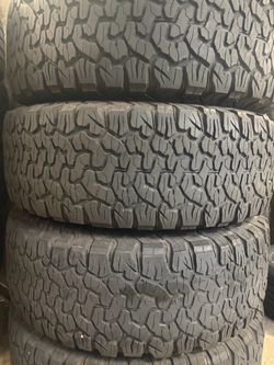 Tires 37x12.50r17  bf. Goodrich