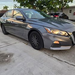 2021 Nissan Altima