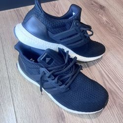 Adidas Ultra Boost Confortable Black Tennis Shoes 