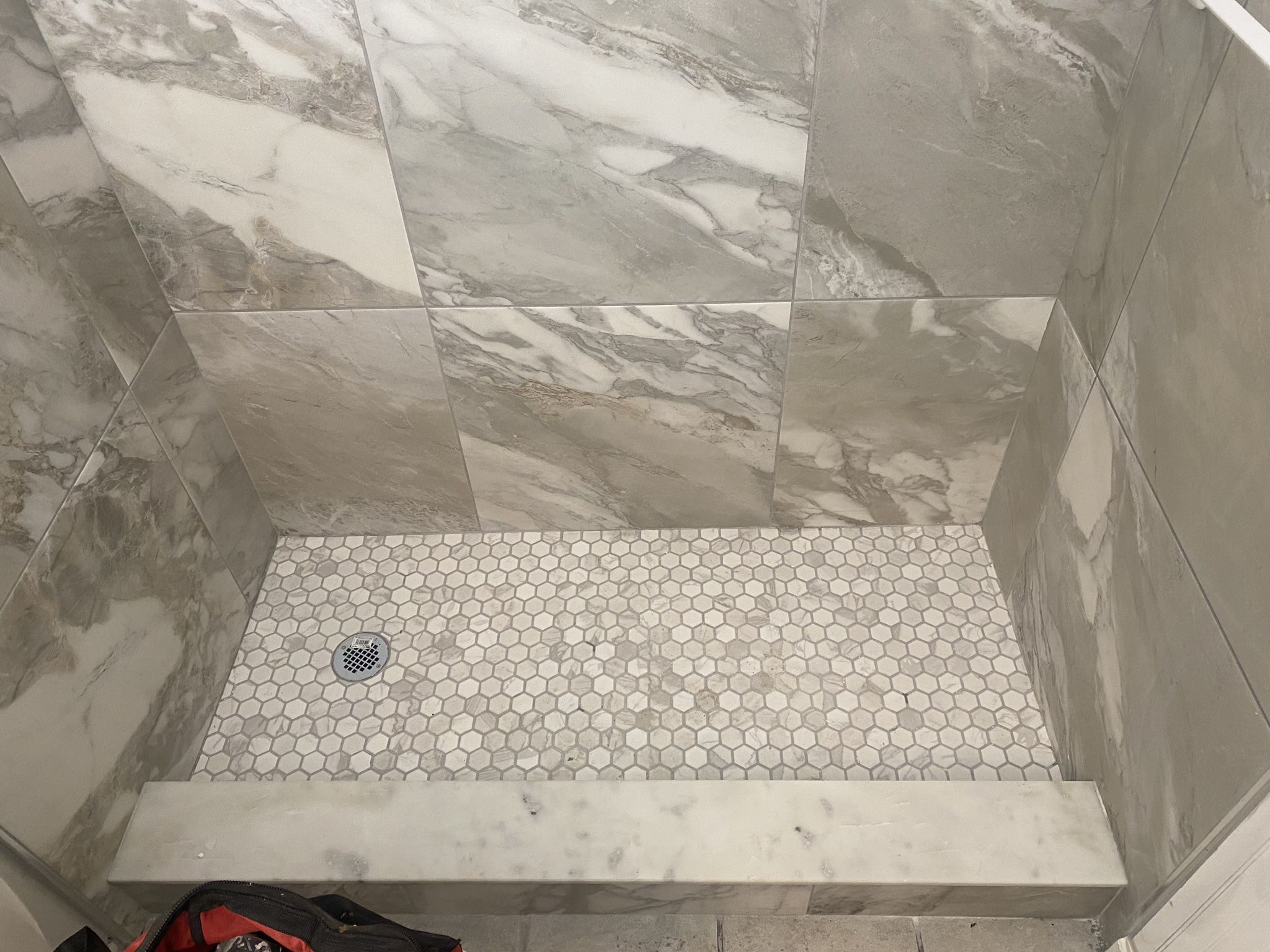 Bathroom tile for Sale in Temple Terr, FL OfferUp