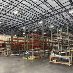 Teardrop Pallet Racks Beams Uprights Wire Decks Industrial Racking 