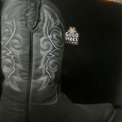 KAAJ LEATHER Cowboy Boots (Black Crocodile Leather + Pointed)