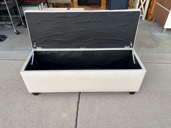 Storage ottoman