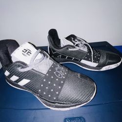 Men Adidas Basketball Shoes 