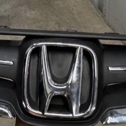 Acura TSX / JDM Honda Accord Front Grille – Chrome Trim – Clean Condition