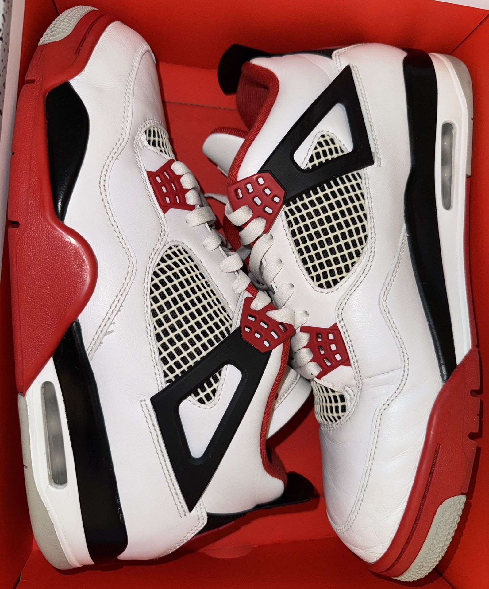 Nike Air Jordan Retro 4 Size 12 Men’s Authentic Shoes Sneakers Footwear Clothing Vintage Adidas Yeezy