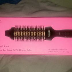 Amika Blowout Babe Thermal Brush