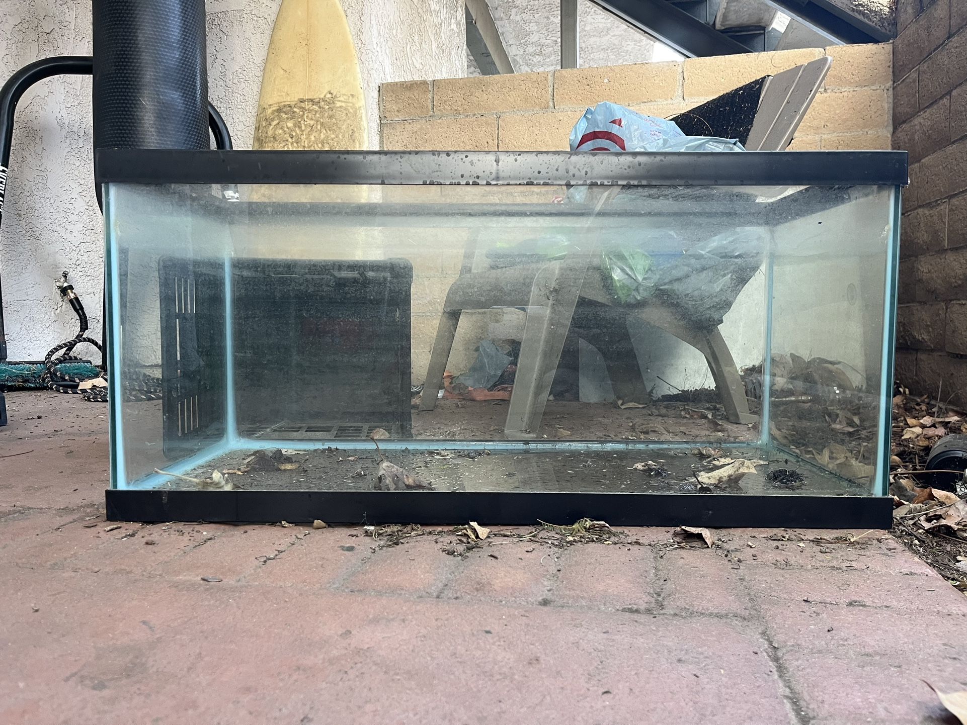 45 Gallon Aquarium/ Fish tank/ Turtle tank