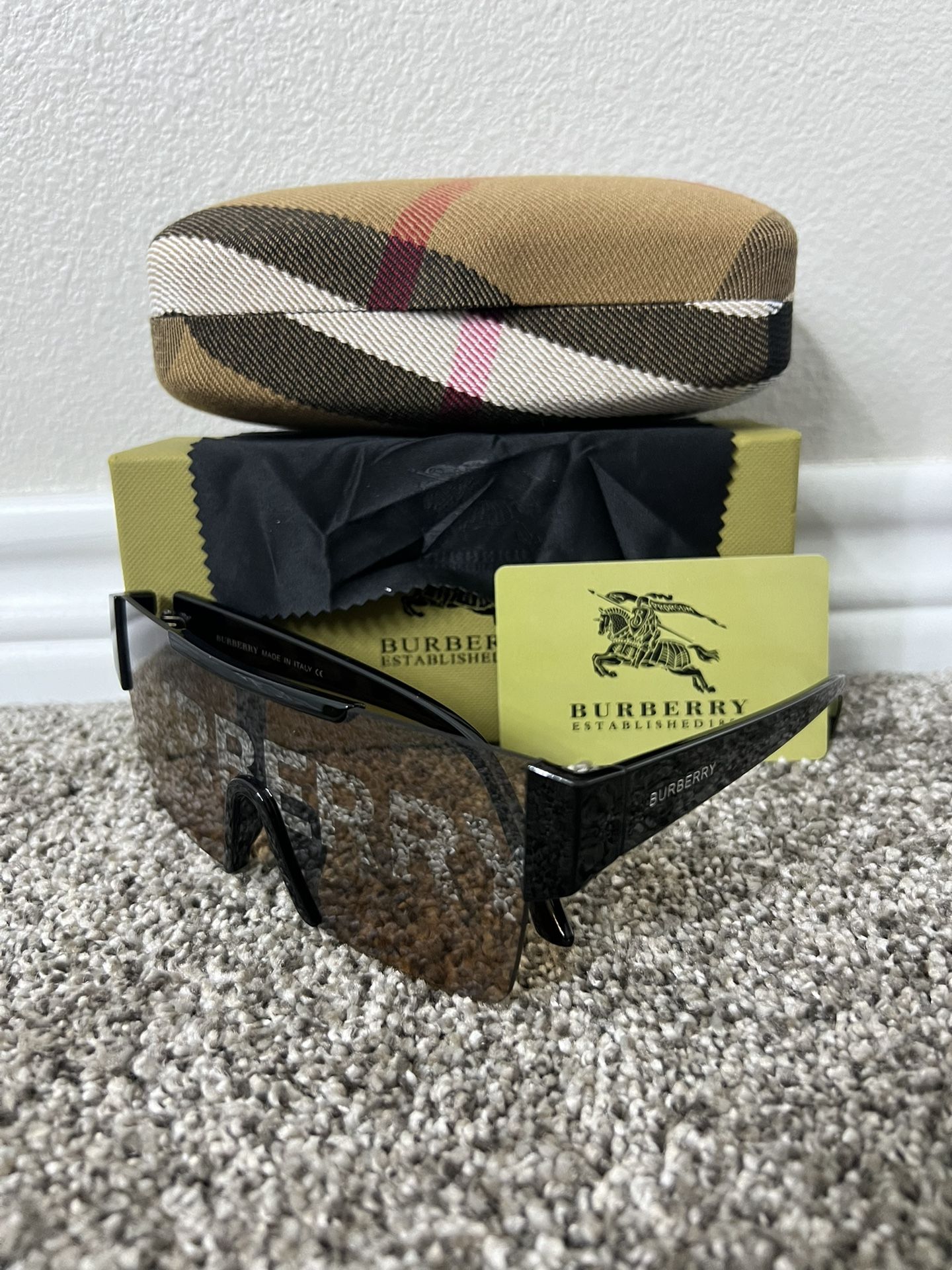 Burberry Sunglasses