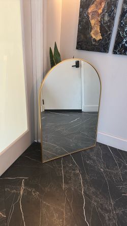 **Brass Arch Mirror — Wall Mount**