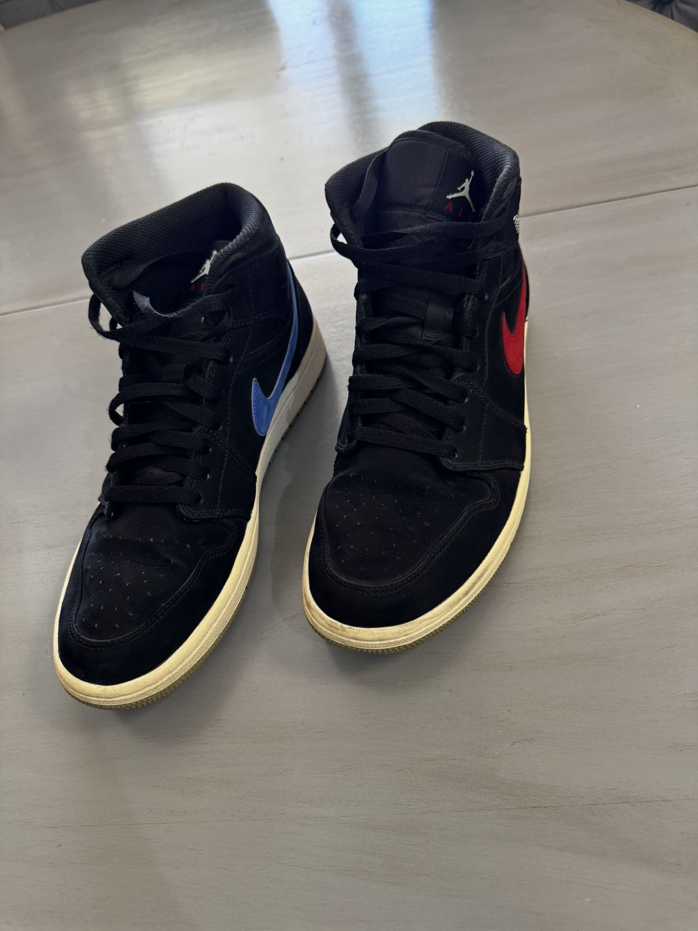 Air Jordan mid 1 Black Red And Blue 9.5