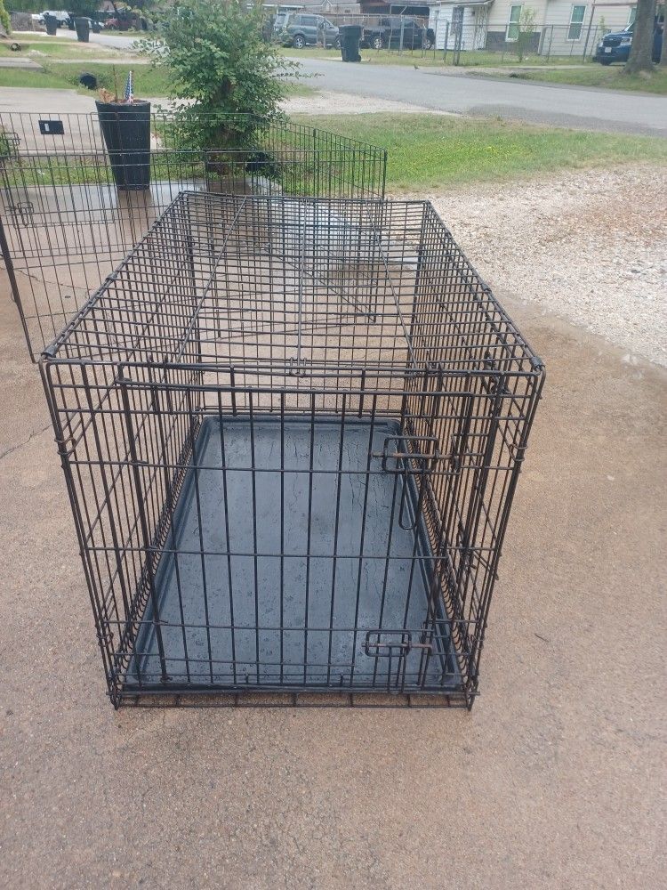 Nice Used Foldable Two Door Pet Crate.