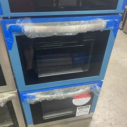 Frigidaire  FCWD2727AS 27 Inch Double Convection Electric Wall Oven with 7.6 Cu. Ft. Capacity