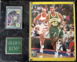 Shawn Kemp Autographed Plaque w/rookie Card