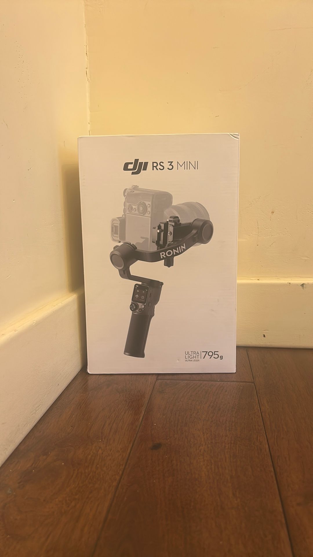 DJI Rs3 Mini Gimbal Stabilizer