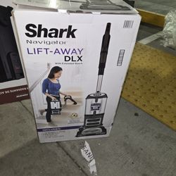 Navigator Lift-Away DLX Bagless, Cordless, Upright Vacuum Cleaner with Detachable Canister and HEPA Filter for Pet Hair