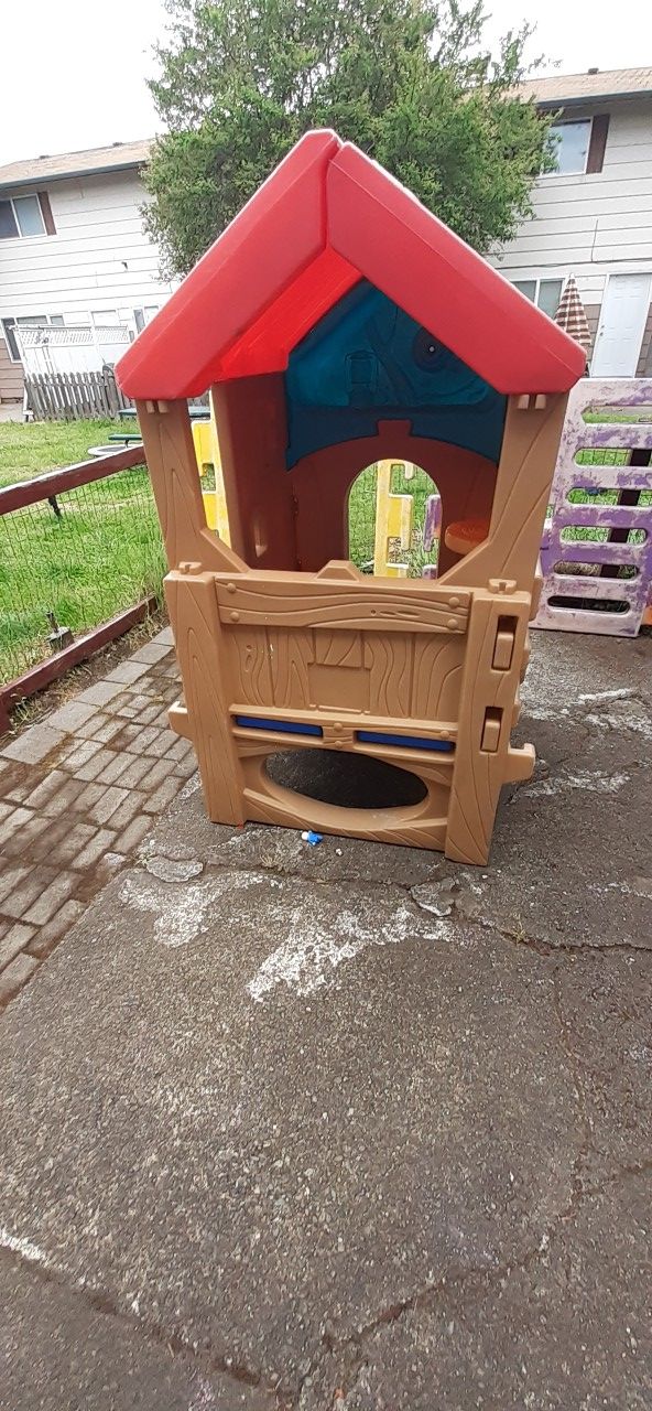 Fisher price treehouse outdoor playground for Sale in BETHEL, WA OfferUp