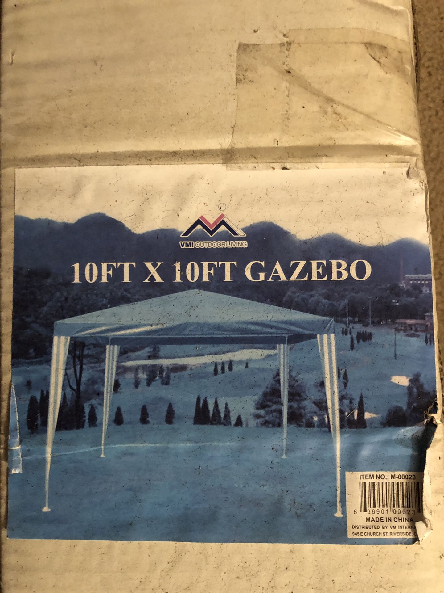 10ft x 10ft tent. Used once.