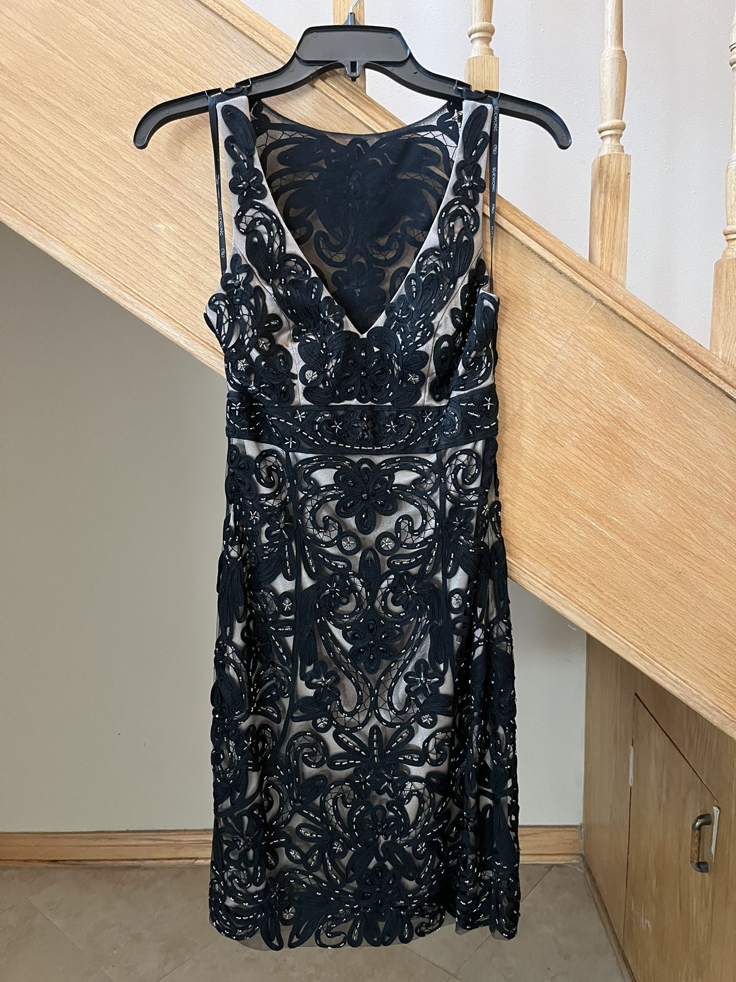 Like NEW Sue Wong Elegant Black Dress Size 0