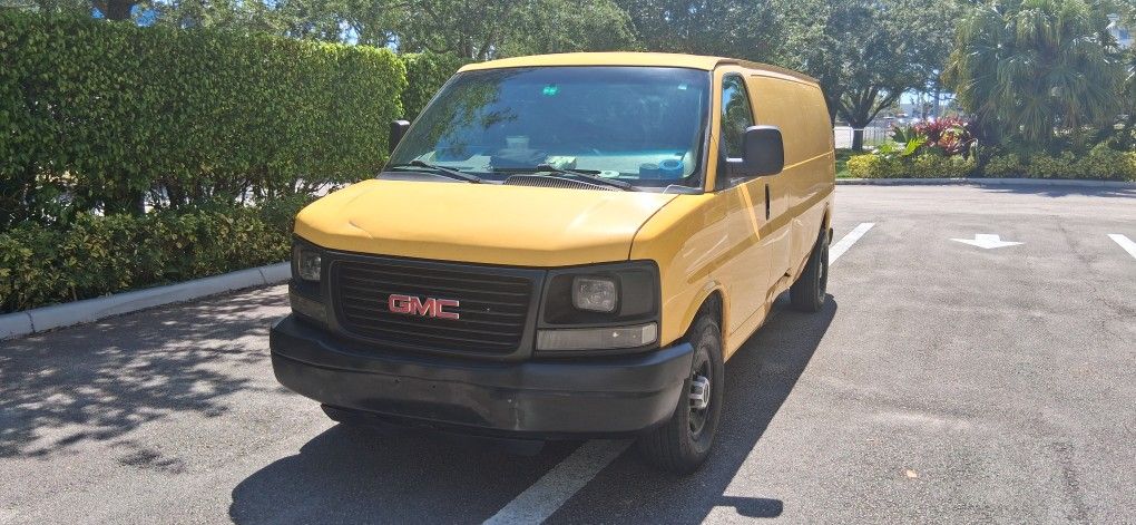 2011 CHEVY 2500 EXPRESS EXTENDED CARGO VAN 