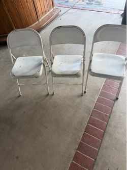 Silla de metal