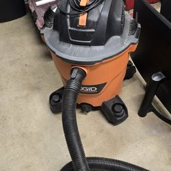 Rigid 16 Gallon Vacuum