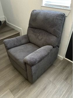 Recliner Chair