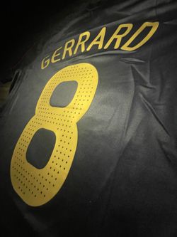 Liverpool 09/10 Away Jersey