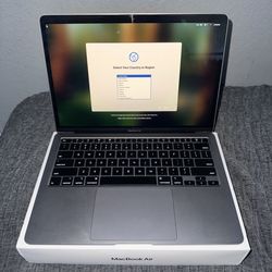 MacBook Air Retina, 13-inch, 2020 Processor: 1.1 GHz Quad-Core Intel Core i5 Graphics: Intel Iris Plus Graphics 1536 MB Memory: 8 GB 3733 MHz LPDDR4X 