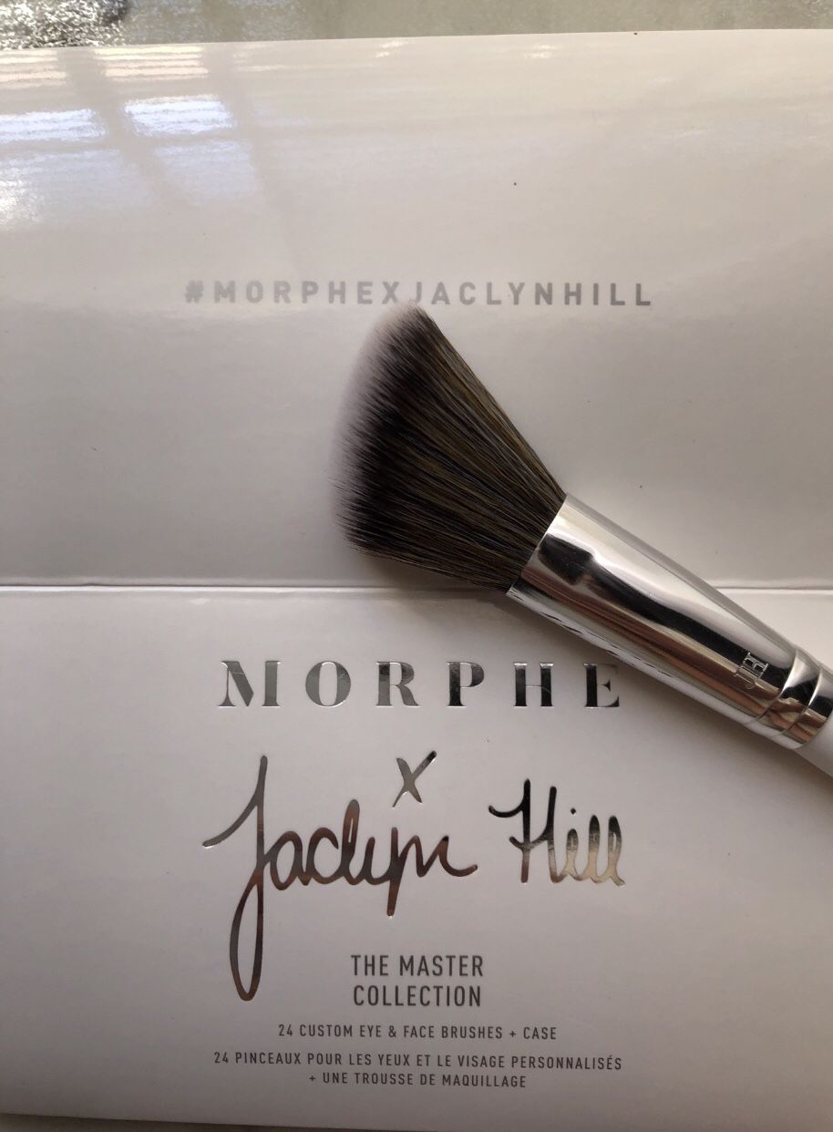 Jaclyn Hill x morphe JH04 blush brush ONLY MESSAGE WHEN READY TO BUY