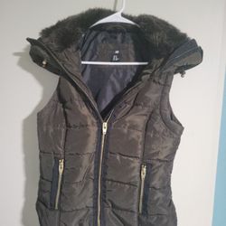 Womens Brown H&M Puffer Vest