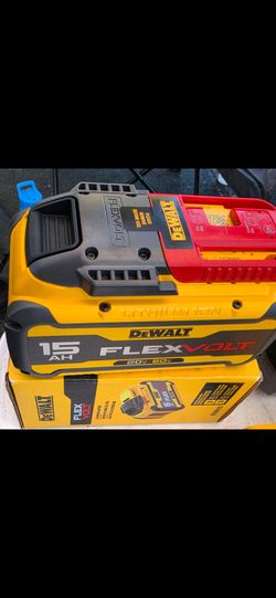 DEWALT
20V/60V MAX FLEXVOLT Lithium-Ion 15.0Ah Battery