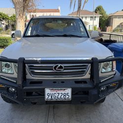 2003 Lexus LX 470